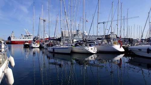 Billede af havblik i lystbådehavnen i Skagen